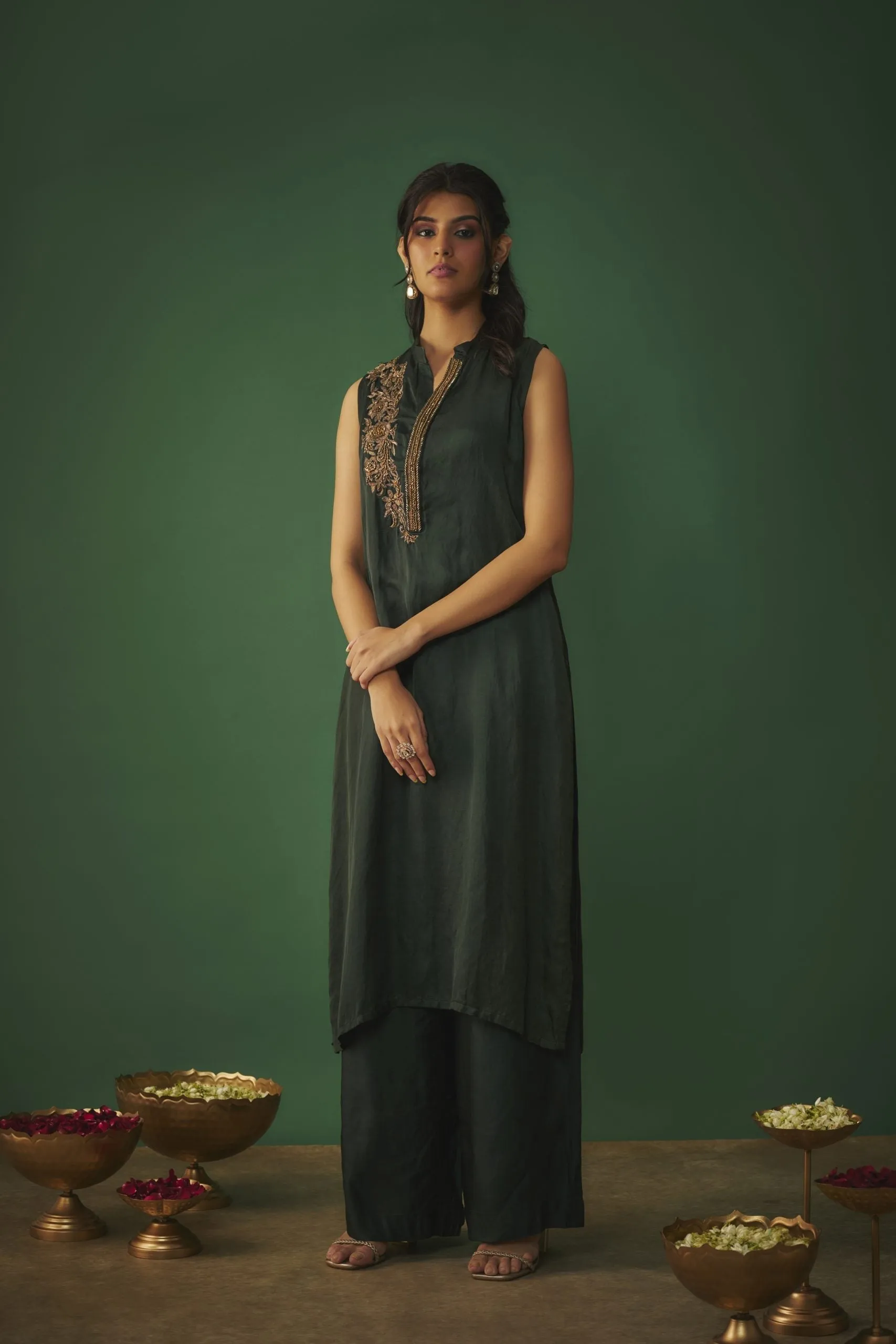 EMERALD GREEN KURTA PANT SET WITH COPPER GOLD EMBROIDERY