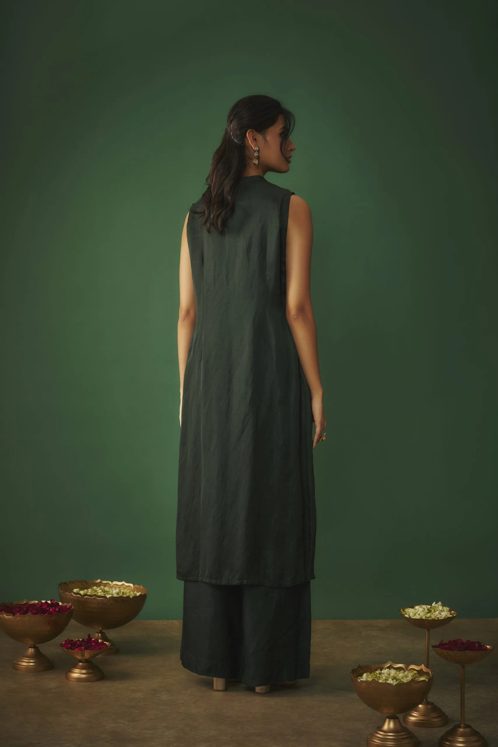 EMERALD GREEN KURTA PANT SET WITH COPPER GOLD EMBROIDERY