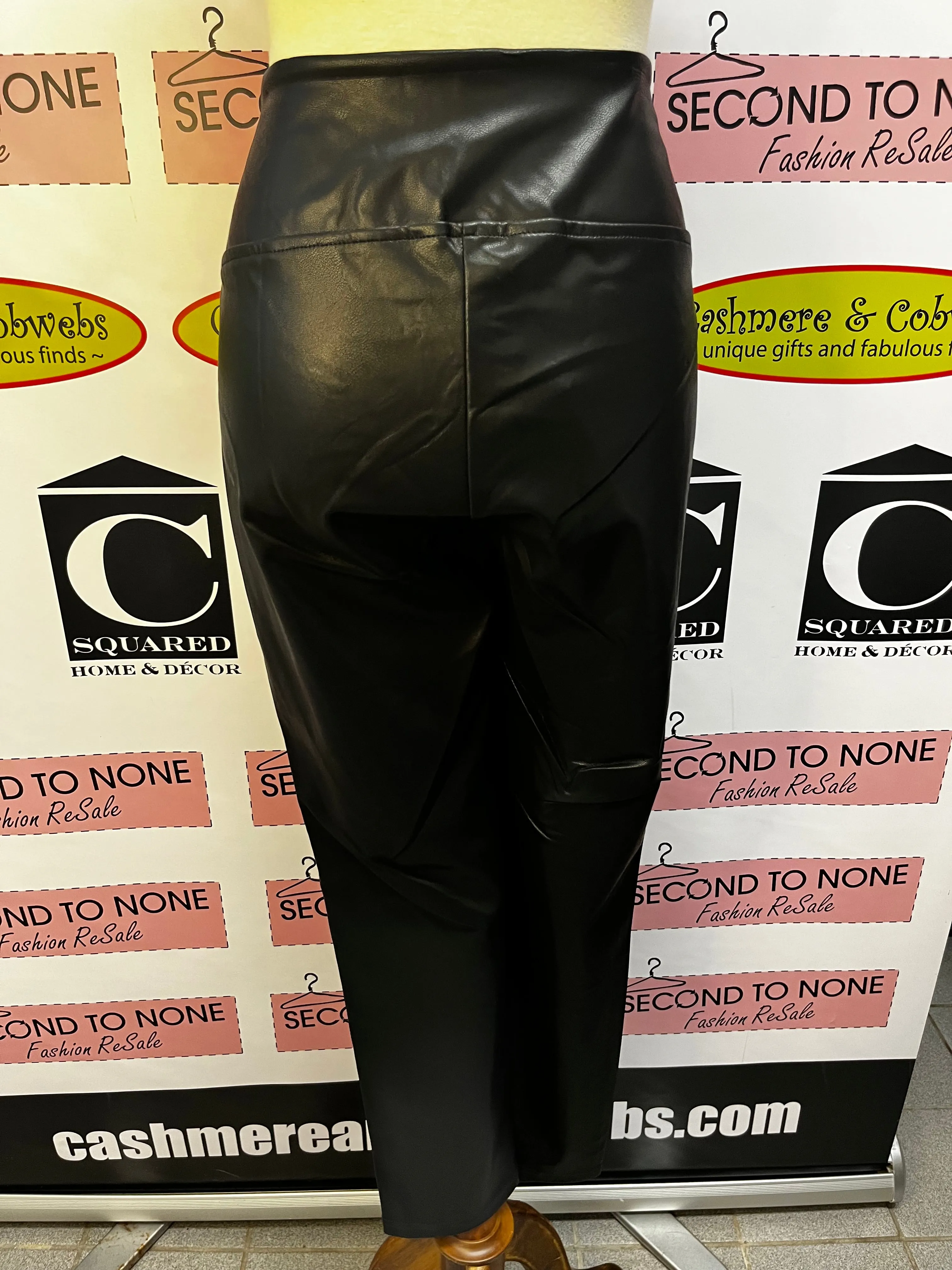 Faux Leather Pants (2 Colors)