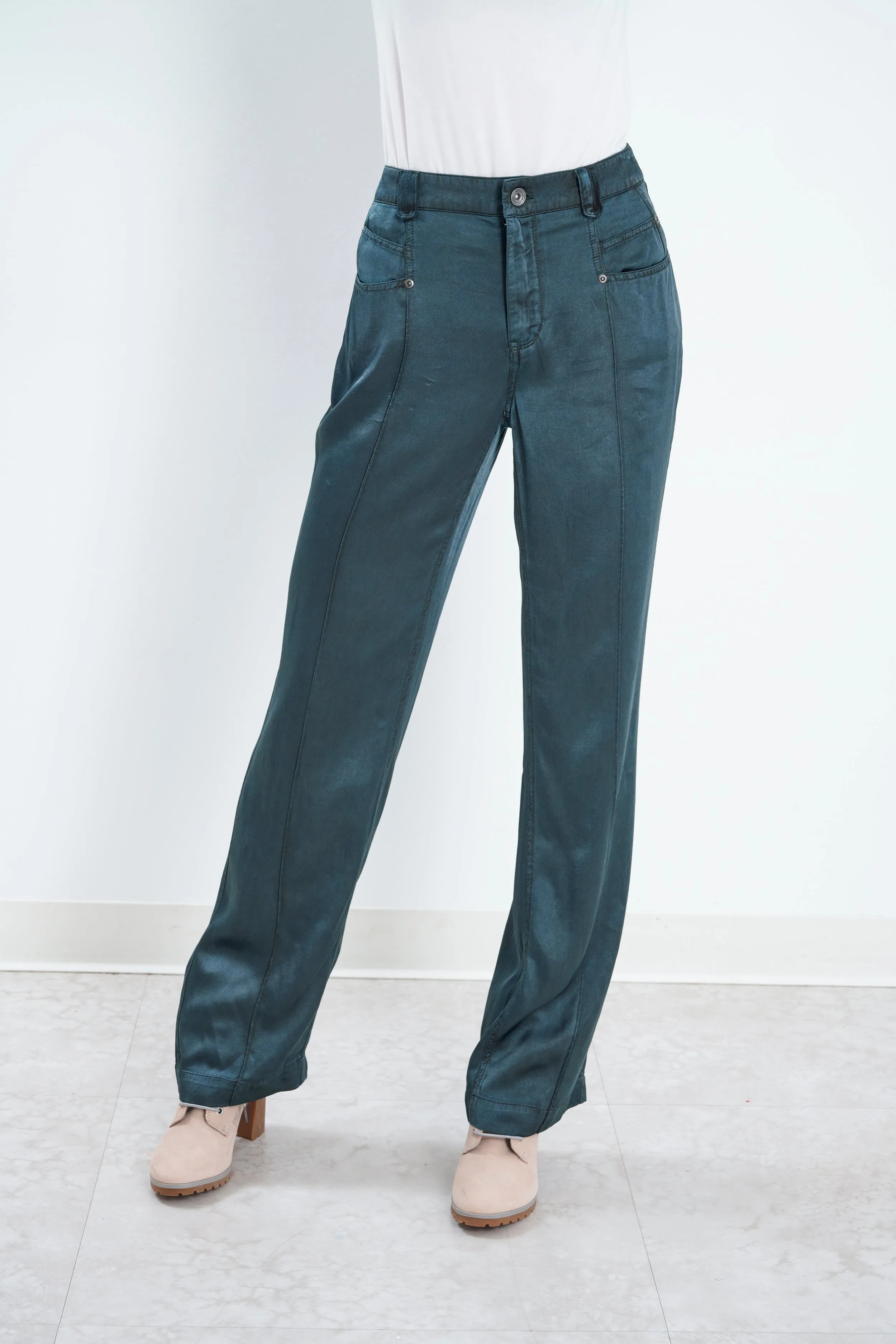 Lazuli Relaxed Straight Leg Pant