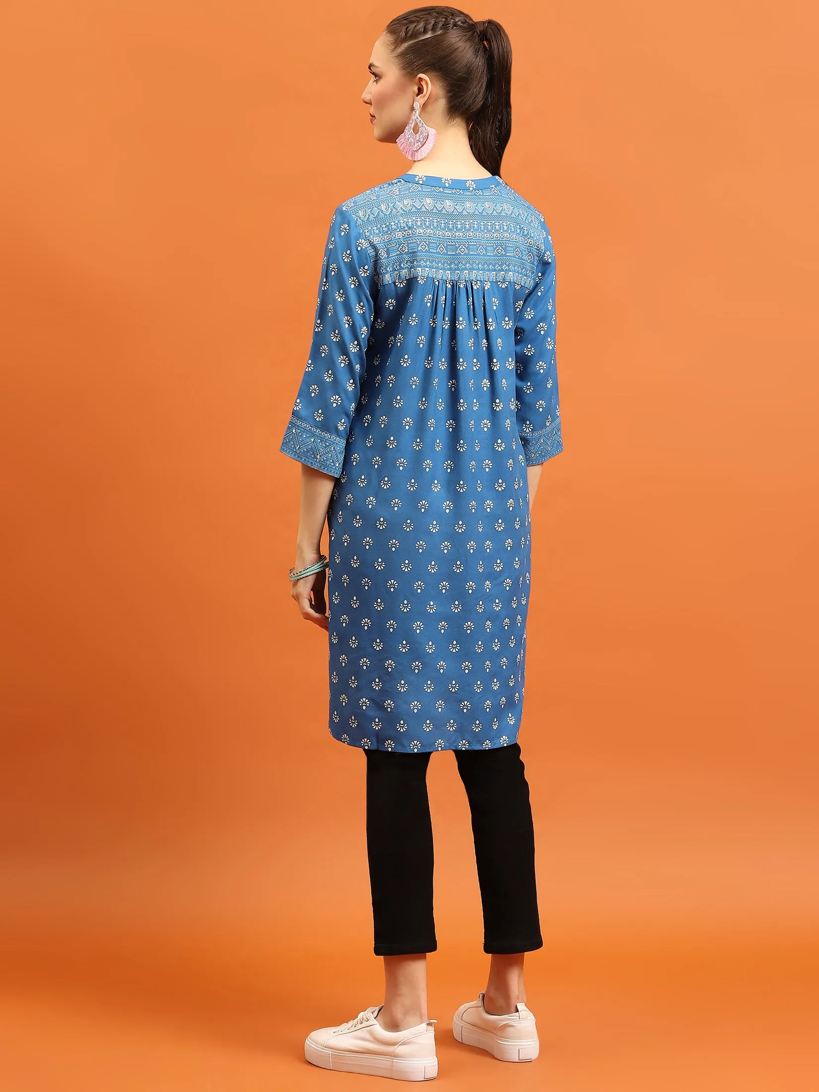 Women Blue Ornamental Printed Kurti